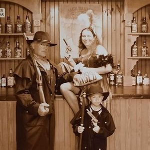 Meet your Posher, Michelle-joshua